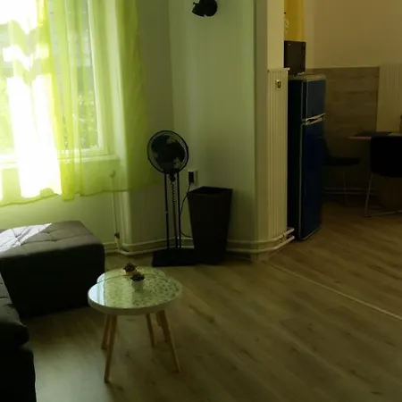 Lägenhet Opatija Apartment *